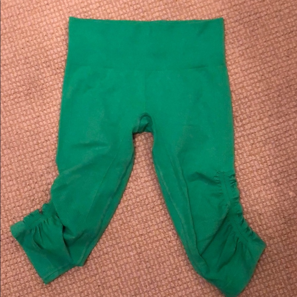 Lululemon cropped leggings